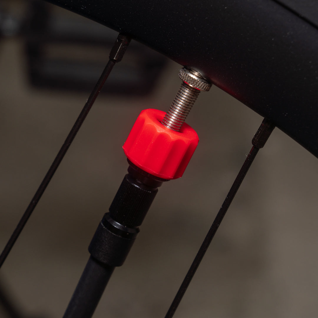 sushi-bikes-elektrische-mini-fahrradpumpe-mit-lcd-display-120-psi-usb-c image 2